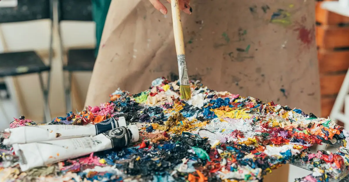 Comment utiliser des couleurs pour inspirer votre journal de mode